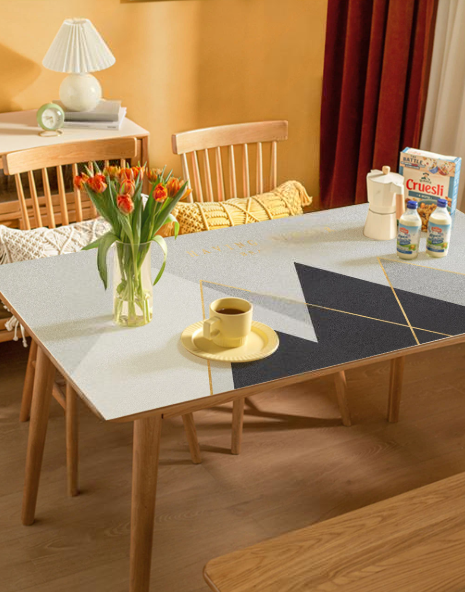 Wodoodporny obrus z nadrukiem górskim, ochrona stołu „Peaks” - obrazek 3